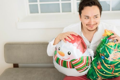 彼氏に贈るクリスマスプレゼントの妥当な予算っていくら？